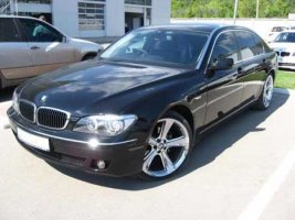 bmw730_1.jpg
