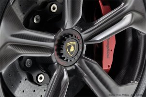 5-lamborghini-sesto-elemento.jpg