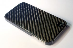 iphone-4-carbon-out.jpg